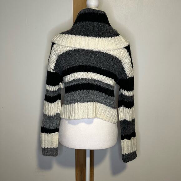 Anthropologie black, gray & cream striped knit turtleneck cropped sweater XS NWT - Picture 5 of 13
